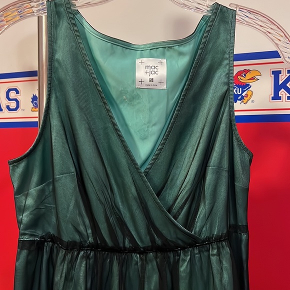 Dress - Picture 4 of 6